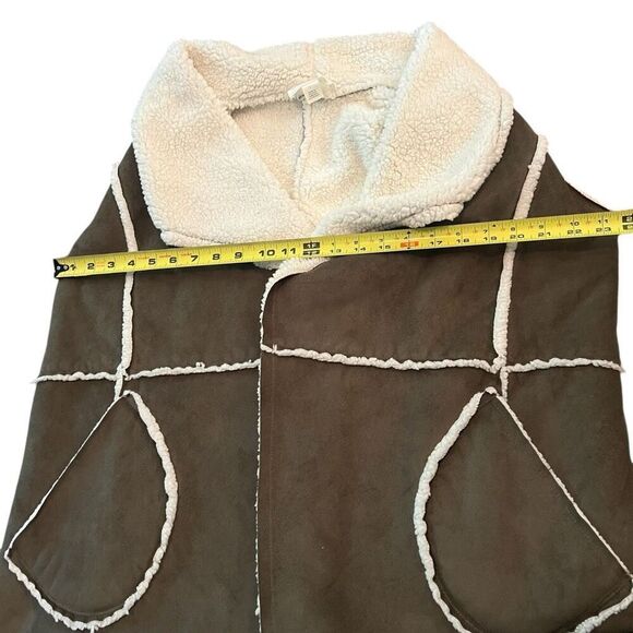 CASLON Olive Green Faux Shearling Vest Size Large - Picture 7 of 7